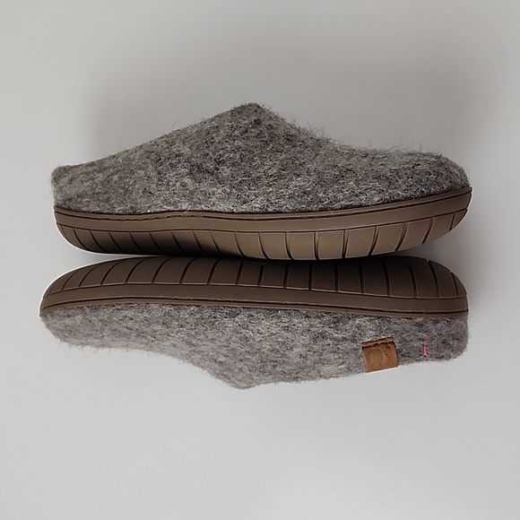 Baabushka Wool Slippers With Rubber Sole Gray - Picture 3 of 16